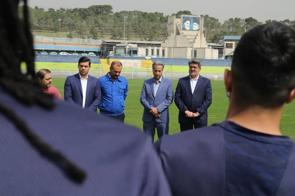 گزارش تصویری| مدیران باشگاه پیکان در محل تمرین تیم فوتبال