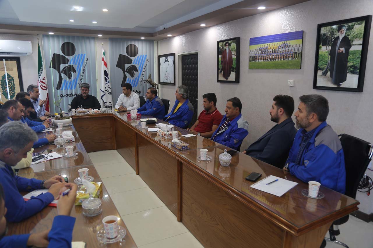 برگزاری جلسه مدیران باشگاه پیکان با هیات مدیره