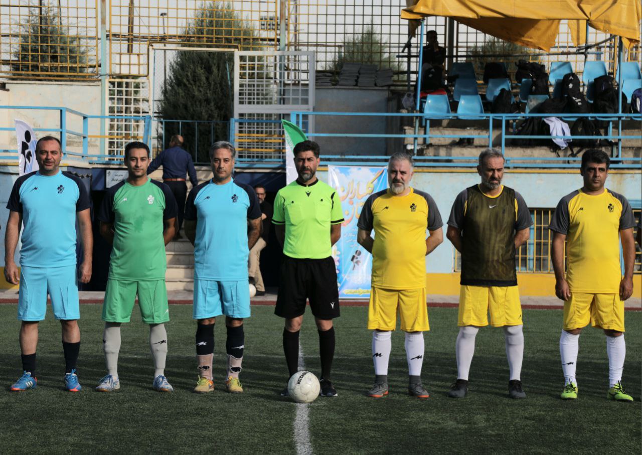 دیدار دوستانه کارمندان پیکان و آتشنشانان به مناسبت روز آتشنشان