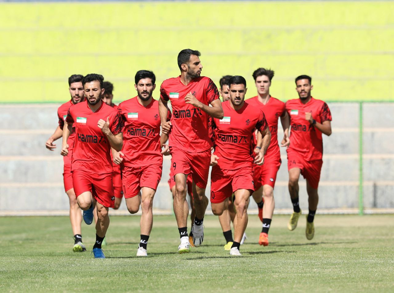 پیکان برای بازی با پرسپولیس استارت زد