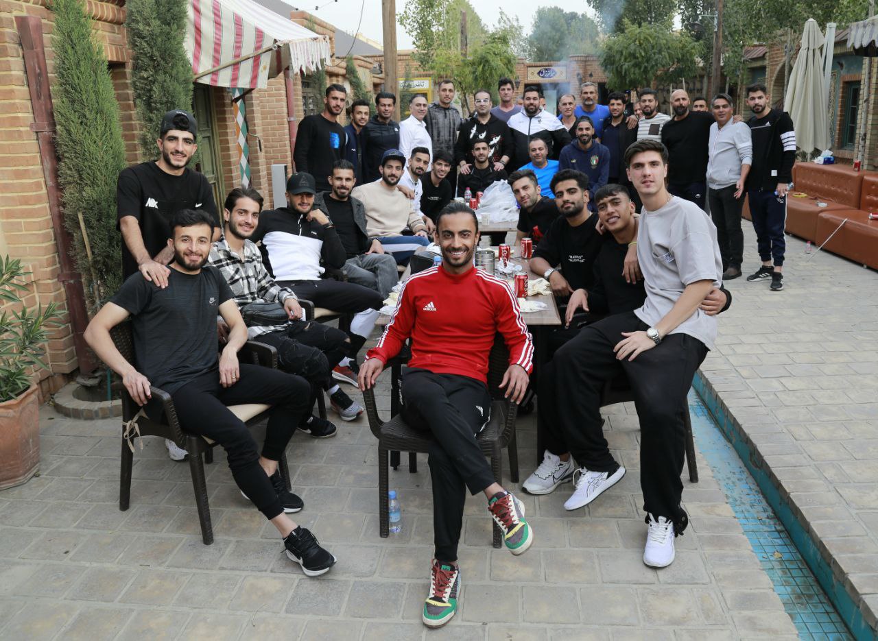 گزارش تصویری| ضیافت ناهار باشگاه با حضور بازیکنان پیکان