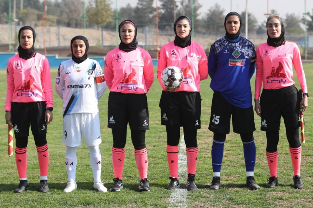 گزارش تصویری لیگ برتر فوتبال بانوان | نبرد پیکان و کانی کردستان در هفته دوم