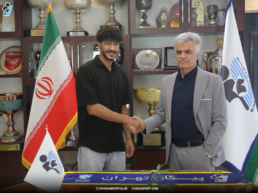 گلزن جوان به پیکان پیوست/ رضا محمدی در جمع شاگردان سعید دقیقی